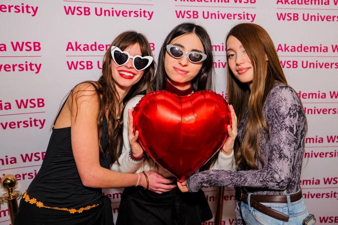 Zdjęcie nr 56 z galerii International Christmas Party