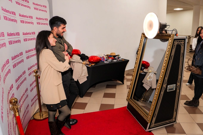 Zdjęcie nr 60 z galerii International Christmas Party