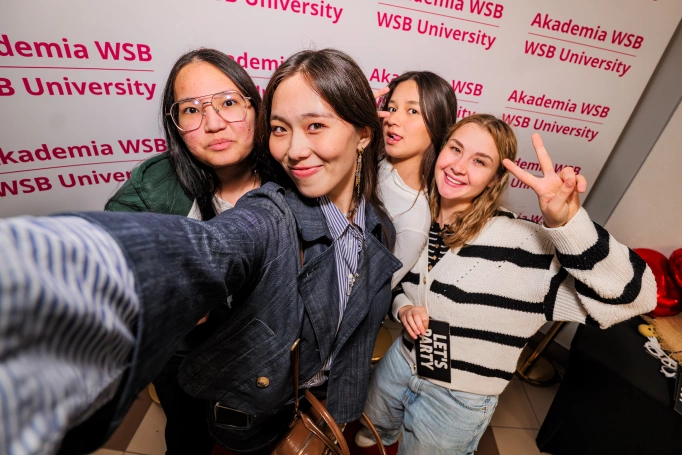 Zdjęcie nr 64 z galerii International Christmas Party