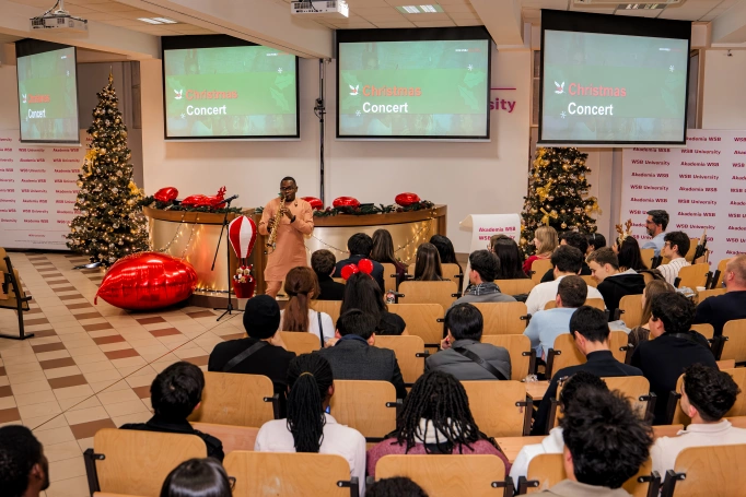 Zdjęcie nr 21 z galerii International Christmas Party