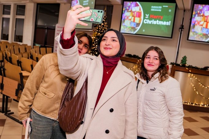 Zdjęcie nr 42 z galerii International Christmas Party