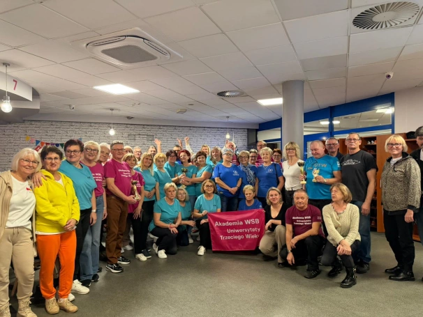 Zdjęcie nr 23 z galerii Międzyuniwersyteckie Świąteczne Spotkanie &ndash; Sport, Integracja i Radość