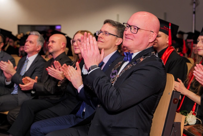 Zdjęcie nr 30 z galerii Gala Studi&oacute;w MBA Akademii WSB: kompetencje, kt&oacute;re kształtują lider&oacute;w