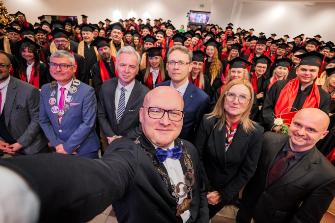 Zdjęcie nr 32 z galerii Gala Studi&oacute;w MBA Akademii WSB: kompetencje, kt&oacute;re kształtują lider&oacute;w