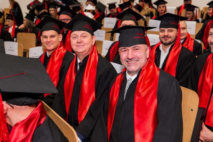 Zdjęcie nr 6 z galerii Gala Studi&oacute;w MBA Akademii WSB: kompetencje, kt&oacute;re kształtują lider&oacute;w