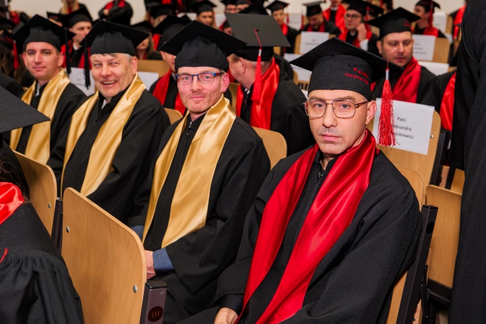 Zdjęcie nr 8 z galerii Gala Studi&oacute;w MBA Akademii WSB: kompetencje, kt&oacute;re kształtują lider&oacute;w