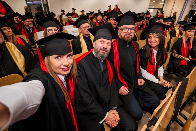 Zdjęcie nr 16 z galerii Gala Studi&oacute;w MBA Akademii WSB: kompetencje, kt&oacute;re kształtują lider&oacute;w