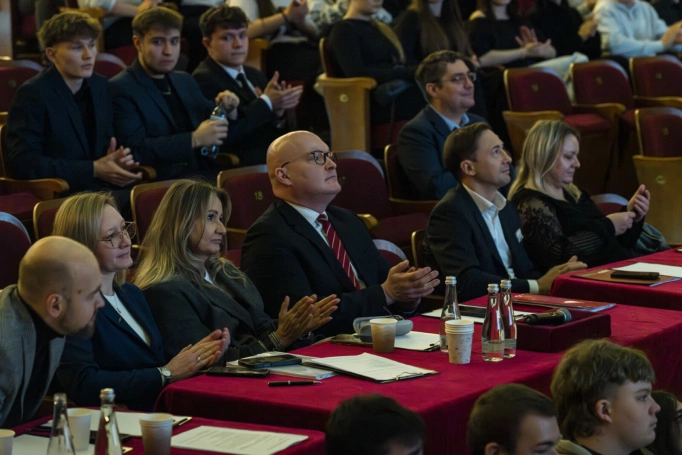 Zdjęcie nr 1 z galerii Akademia WSB wspiera młodych innowator&oacute;w