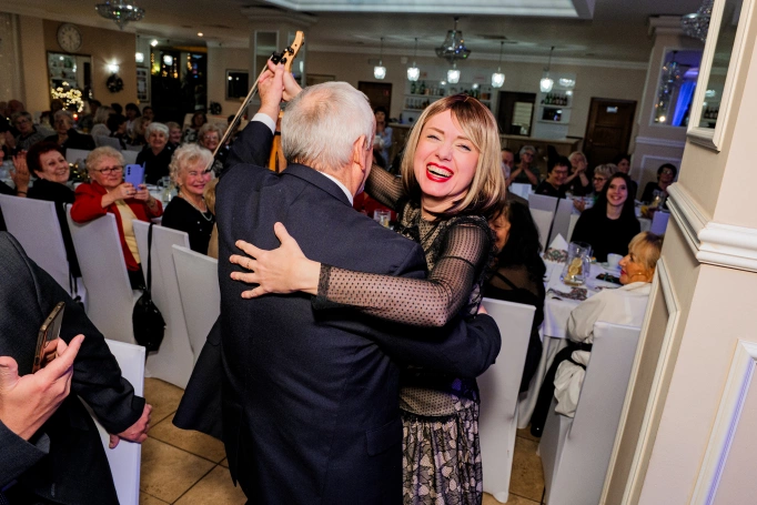 Zdjęcie nr 2 z galerii Wigilijne Spotkanie Uniwersytetu Trzeciego Wieku Akademii WSB!