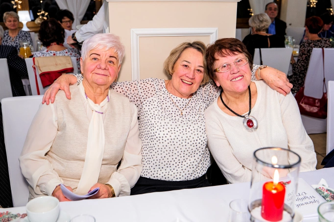 Zdjęcie nr 42 z galerii Wigilijne Spotkanie Uniwersytetu Trzeciego Wieku Akademii WSB!