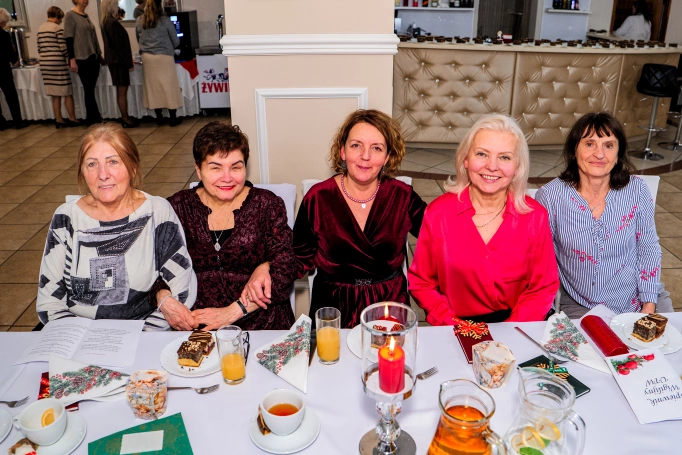 Zdjęcie nr 44 z galerii Wigilijne Spotkanie Uniwersytetu Trzeciego Wieku Akademii WSB!