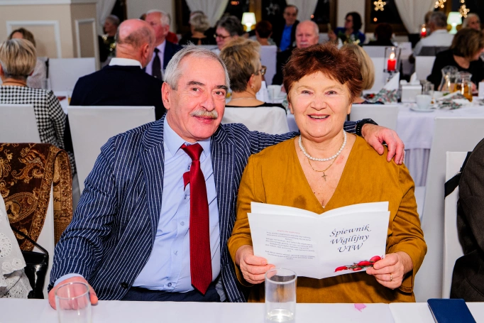 Zdjęcie nr 17 z galerii Wigilijne Spotkanie Uniwersytetu Trzeciego Wieku Akademii WSB!