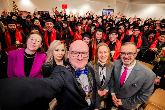 Zdjęcie nr 3 z galerii Za nami kolejna Gala Studi&oacute;w MBA Akademii WSB