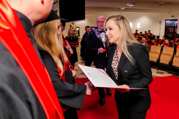 Zdjęcie nr 25 z galerii Za nami kolejna Gala Studi&oacute;w MBA Akademii WSB