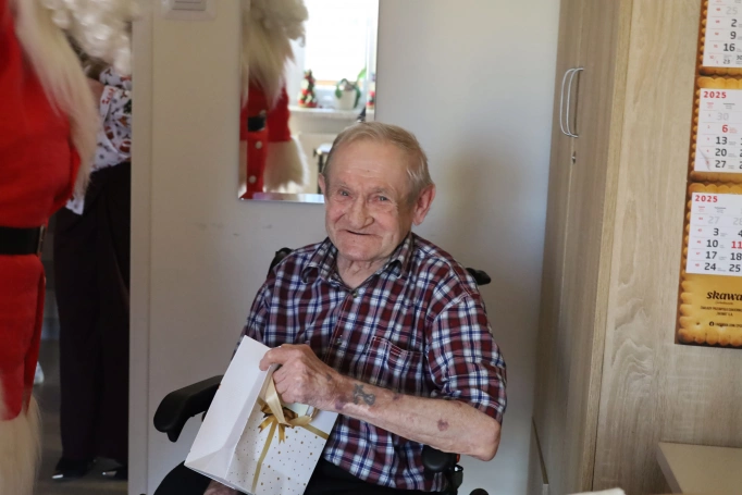 Zdjęcie nr 9 z galerii ŚWIĄTECZNA PACZUCHA 2025 - KRK