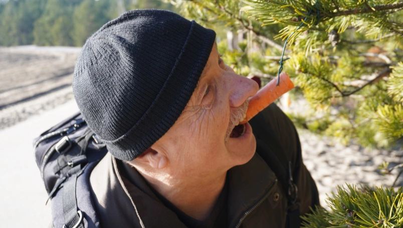 Zdjęcie nr 3 z galerii Przedświąteczne spotkanie z naturą &ndash; Słuchacze UTW na Pustyni Błędowskiej