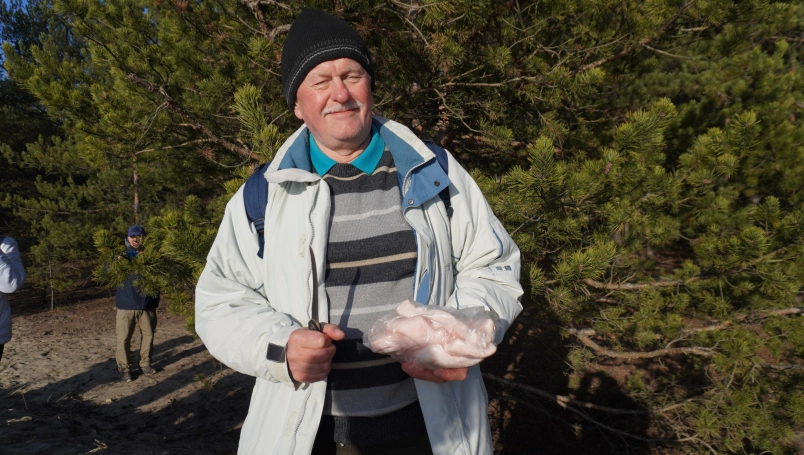 Zdjęcie nr 5 z galerii Przedświąteczne spotkanie z naturą &ndash; Słuchacze UTW na Pustyni Błędowskiej