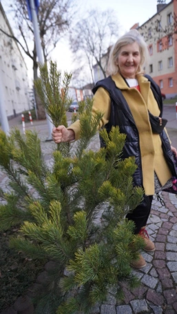 Zdjęcie nr 28 z galerii Przedświąteczne spotkanie z naturą &ndash; Słuchacze UTW na Pustyni Błędowskiej