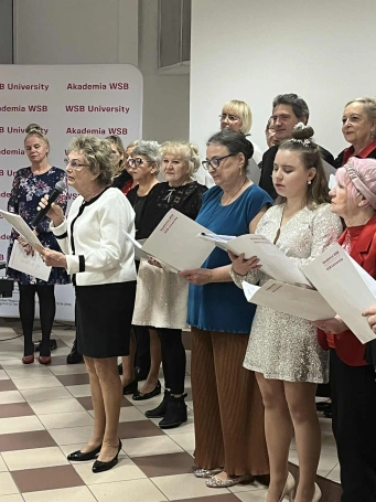 Zdjęcie nr 7 z galerii Ch&oacute;r i IKony