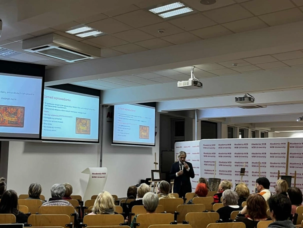 Zdjęcie nr 11 z galerii Ch&oacute;r i IKony