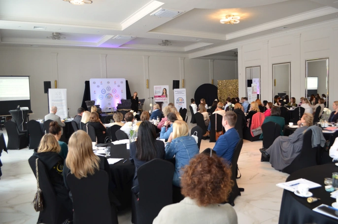 Zdjęcie nr 2 z galerii Konferencja inaugurująca Specjalistyczne Centrum Wspierające Edukację Włączającą w Żorach