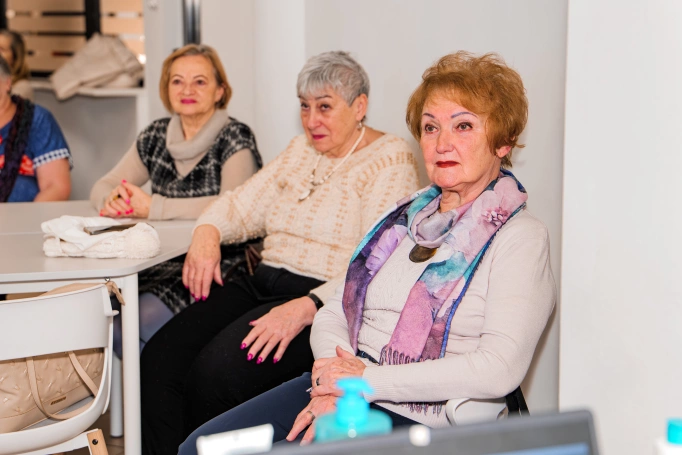 Zdjęcie nr 44 z galerii Od Aktywni+ do Troski+. Akademia WSB o wyzwaniach p&oacute;źnej starości