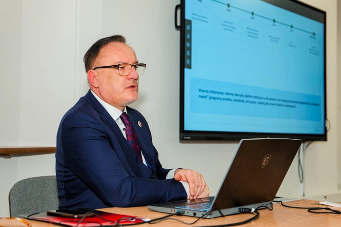 Zdjęcie nr 39 z galerii Od Aktywni+ do Troski+. Akademia WSB o wyzwaniach p&oacute;źnej starości