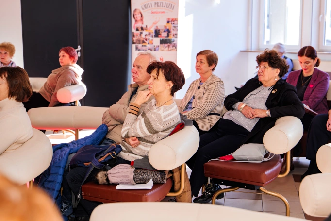 Zdjęcie nr 18 z galerii Od Aktywni+ do Troski+. Akademia WSB o wyzwaniach p&oacute;źnej starości