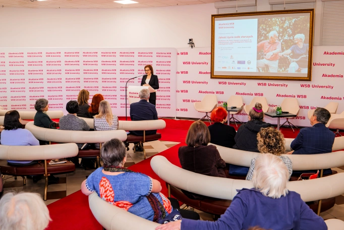 Zdjęcie nr 8 z galerii Od Aktywni+ do Troski+. Akademia WSB o wyzwaniach p&oacute;źnej starości