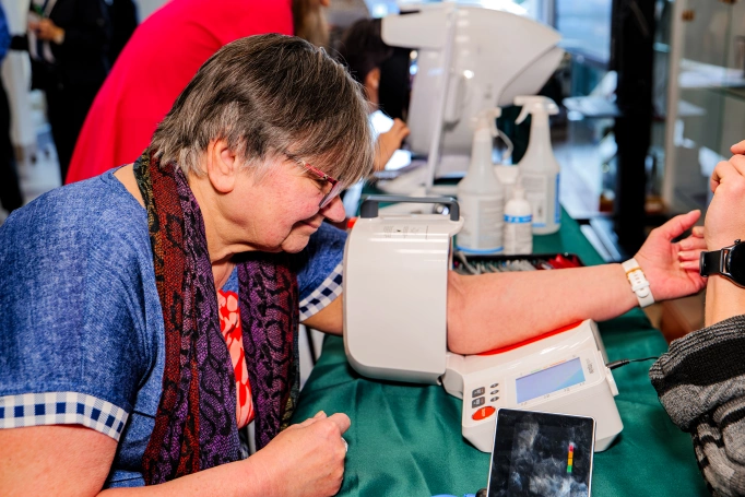 Zdjęcie nr 38 z galerii Od Aktywni+ do Troski+. Akademia WSB o wyzwaniach p&oacute;źnej starości