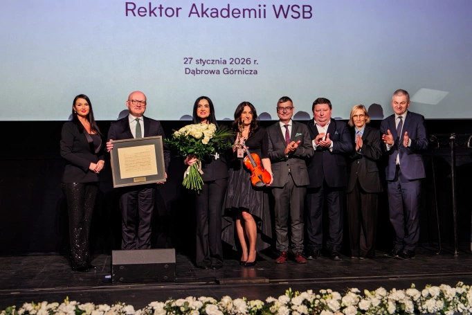 Zdjęcie nr 2 z galerii Dąbrowianin Roku