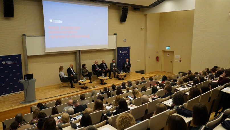 Zdjęcie nr 2 z galerii Aktywny udział AWSB w ministerialnej dyskusji. Prof. Marcin Lis w gronie ekspert&oacute;w &bdquo;Dni projekt&oacute;w z MNiSW