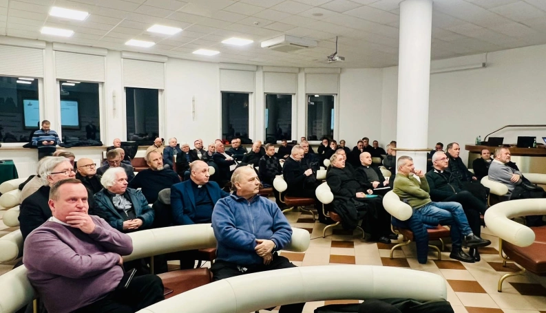 Zdjęcie nr 6 z galerii Praktyczna nauka dla Kościoła. AWSB szkoli duchownych z obrony cywilnej i ochrony ludności