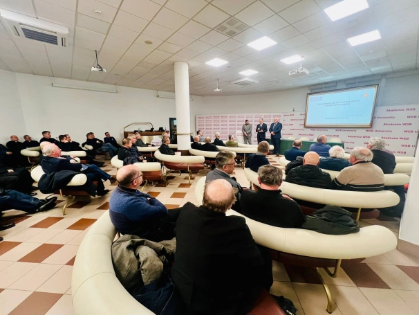 Zdjęcie nr 8 z galerii Praktyczna nauka dla Kościoła. AWSB szkoli duchownych z obrony cywilnej i ochrony ludności