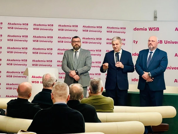 Zdjęcie nr 3 z galerii Praktyczna nauka dla Kościoła. AWSB szkoli duchownych z obrony cywilnej i ochrony ludności