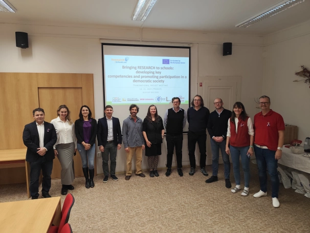 Zdjęcie nr 4 z galerii Spotkanie projektowe &bdquo;RESEARCH &ndash; Bringing RESEARCH to Schools&rdquo; w Pradze z udziałem Akademii WSB