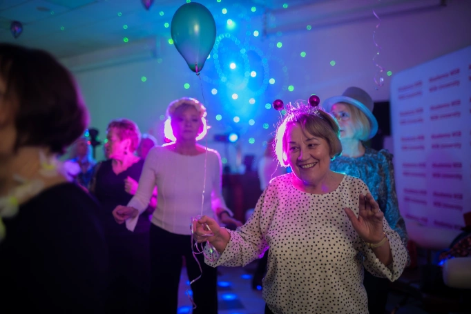 Zdjęcie nr 18 z galerii Dzieci Kwiat&oacute;w przejęły UTW - Wielki Bal Karnawałowy w Akademii WSB!