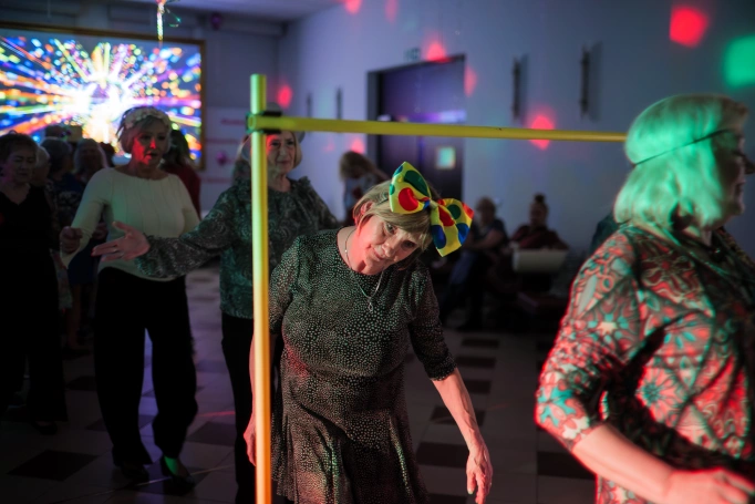 Zdjęcie nr 17 z galerii Dzieci Kwiat&oacute;w przejęły UTW - Wielki Bal Karnawałowy w Akademii WSB!