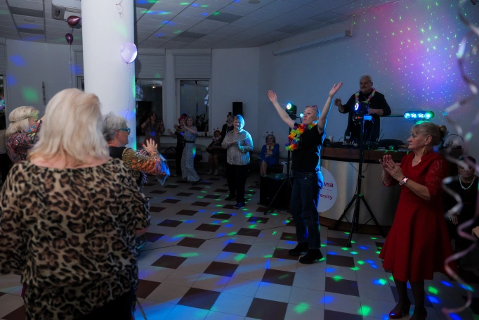 Zdjęcie nr 13 z galerii Dzieci Kwiat&oacute;w przejęły UTW - Wielki Bal Karnawałowy w Akademii WSB!