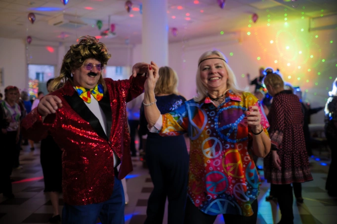 Zdjęcie nr 10 z galerii Dzieci Kwiat&oacute;w przejęły UTW - Wielki Bal Karnawałowy w Akademii WSB!