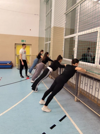 Zdjęcie nr 4 z galerii Warsztaty test&oacute;w sprawnościowych służb mundurowych