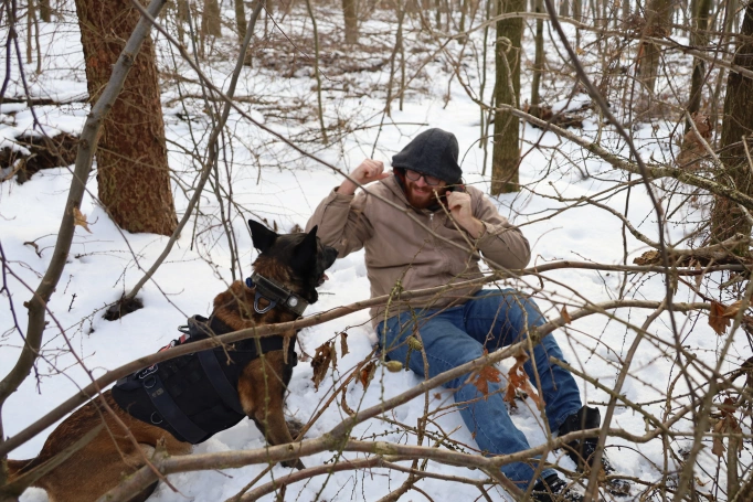 Zdjęcie nr 18 z galerii Zajęcia terenowe &ndash; symulacja poszukiwań os&oacute;b zaginionych w rozległym terenie otwartym