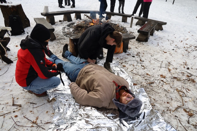 Zdjęcie nr 25 z galerii Zajęcia terenowe &ndash; symulacja poszukiwań os&oacute;b zaginionych w rozległym terenie otwartym