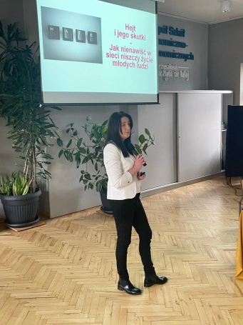 Zdjęcie nr 4 z galerii Hejt w sieci &ndash; zagrożenie dla młodego pokolenia