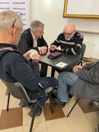 Zdjęcie nr 7 z galerii Brydż 11.02