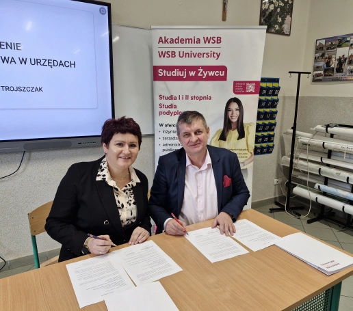 Zdjęcie nr 1 z galerii Podpisanie porozumienia z ZSOiT 