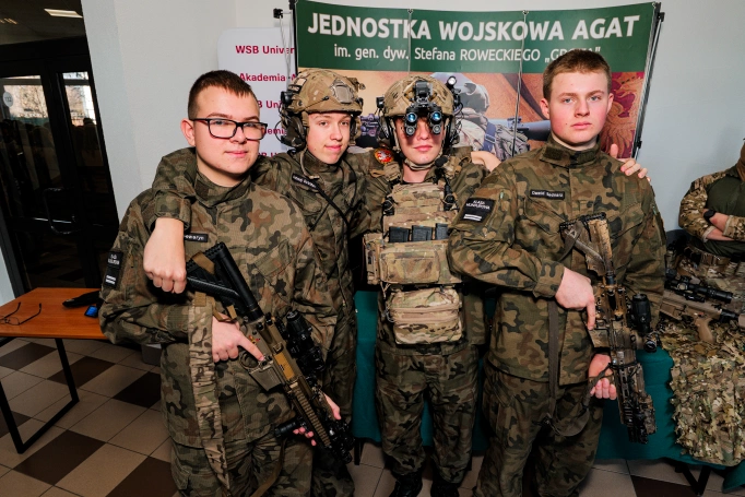 Zdjęcie nr 44 z galerii Od alarmu po cyberzagrożenia. Akademia WSB szkoli w reagowaniu na kryzysy