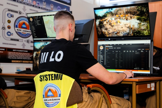 Zdjęcie nr 25 z galerii Od alarmu po cyberzagrożenia. Akademia WSB szkoli w reagowaniu na kryzysy