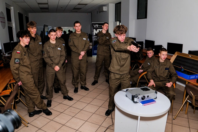 Zdjęcie nr 28 z galerii Od alarmu po cyberzagrożenia. Akademia WSB szkoli w reagowaniu na kryzysy