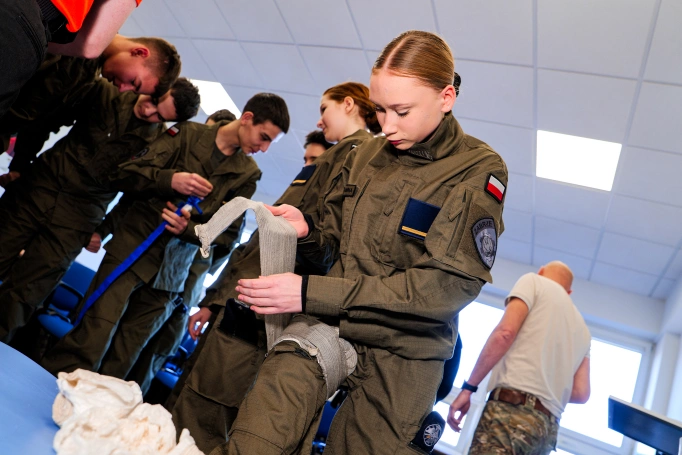 Zdjęcie nr 31 z galerii Od alarmu po cyberzagrożenia. Akademia WSB szkoli w reagowaniu na kryzysy